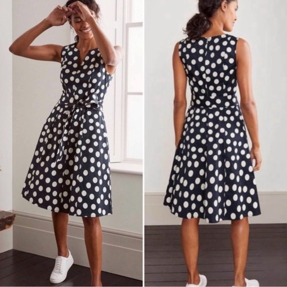 Boden Dresses & Skirts - Boden Mischa Dress French Navy Polka Dot size 4 perfect condition!